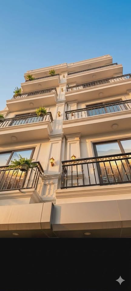 Bán nhà Tây Mỗ, 55m2, 5 tầng, thang máy, ô tô đỗ gần, lô góc 2 thoáng