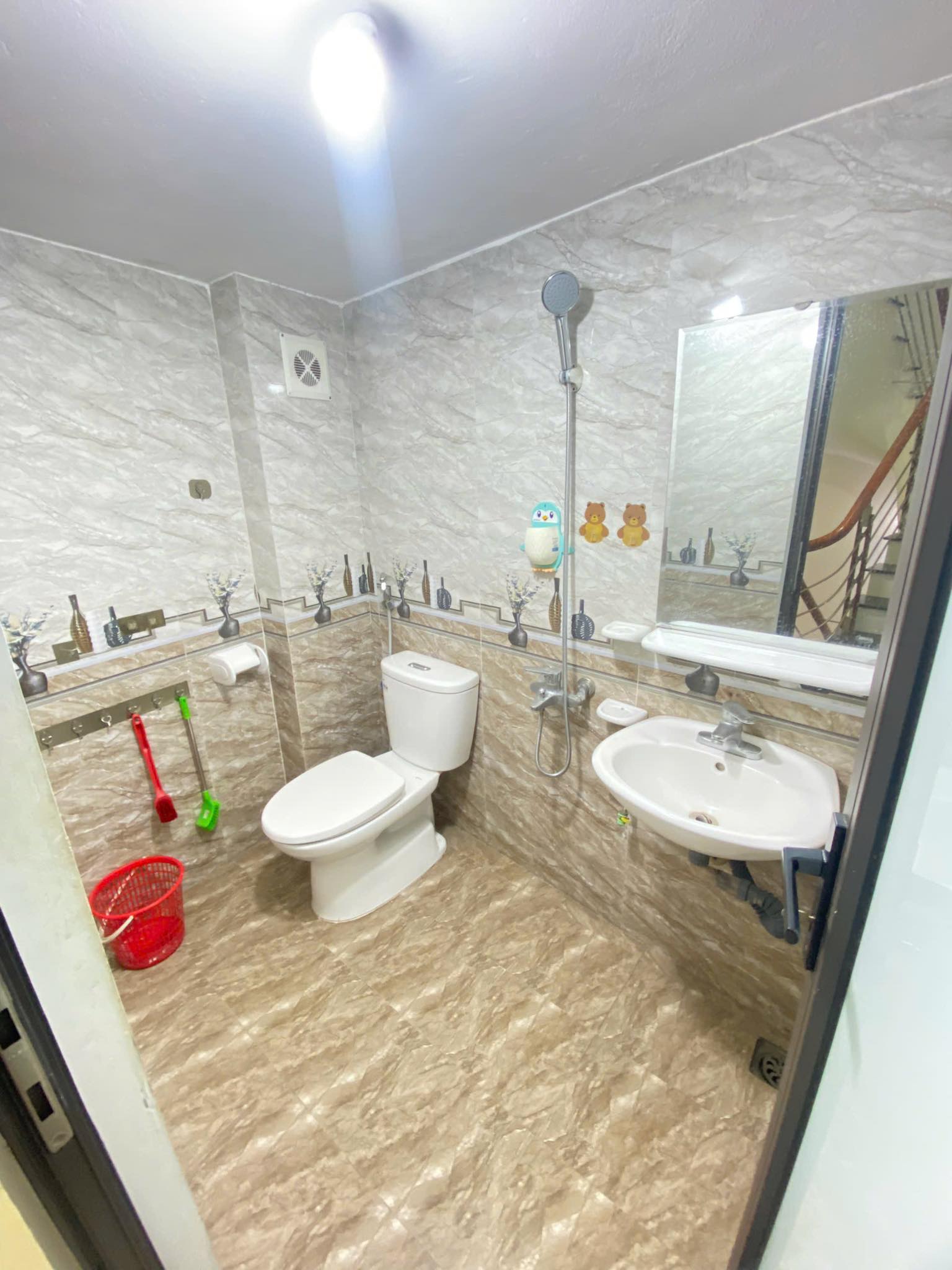 Bán nhà Vân Canh, cuối đường Trịnh Văn Bô, nhà mặt ngõ, full nội thất