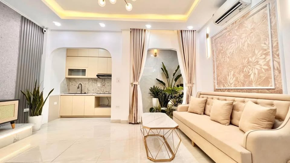 Bán gấp nhà Trần Phú, phường Hà Đông, nhà đẹp, sát ô tô, giá 6.2 tỷ