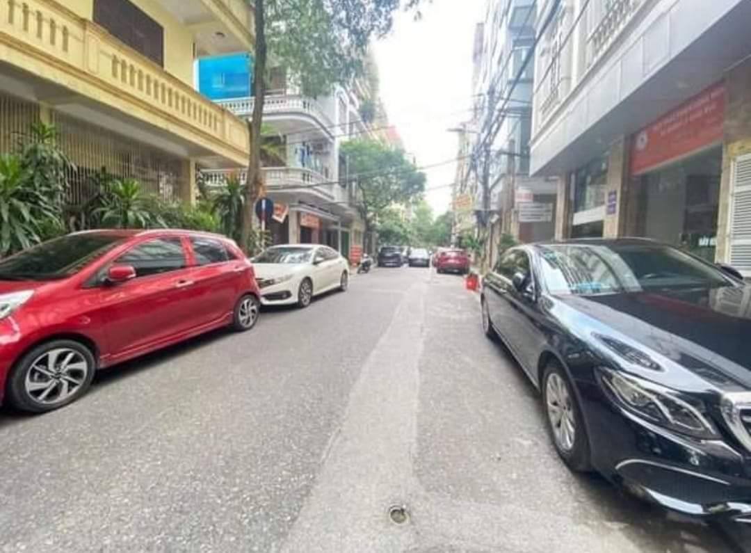 Nhà phân lô Cầu Giấy 60m², 6 tầng, ô tô tránh, kinh doanh đỉnh cao