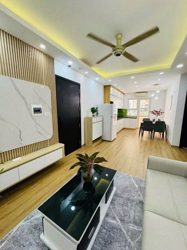 Bán chung cư Linh Đàm, Hoàng Mai, 63m2, 2 phòng ngủ, 2 vệ sinh, full đồ