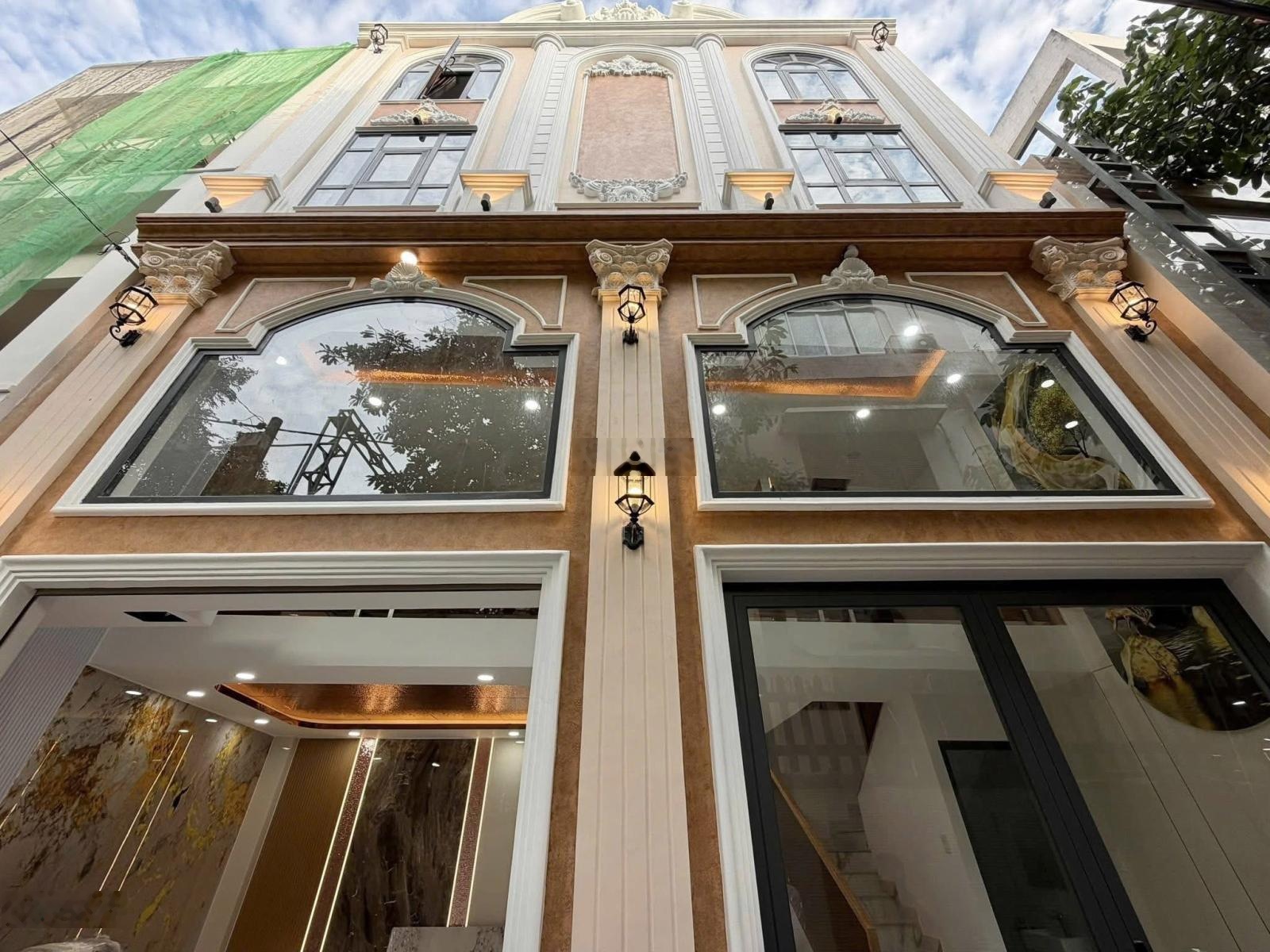 Chỉ 4 tỷ 880 sở hữu ngay siêu phẩm tân cổ điển 66m2 tại phan đăng lưu, phú nhuận!!