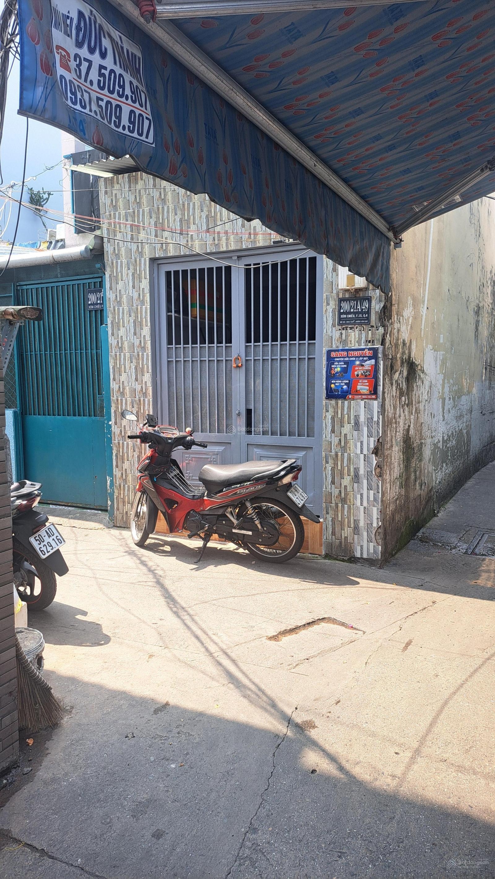 Bán nhà hẻm 200 đường Xóm Chiếu quận 4, TP HCM