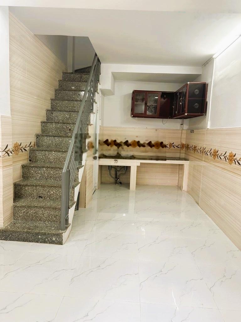 Hẻm thông Ni Sư Huỳnh Liên 20m2, 2PN, hơn 2 tỷ