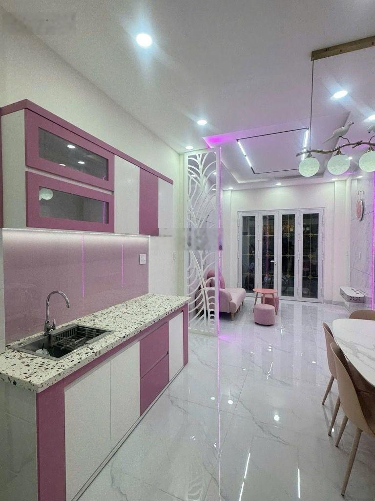 Siêu phẩm full nội thất gần ngay Lotte Mart Lê Đại Hành Quận 11