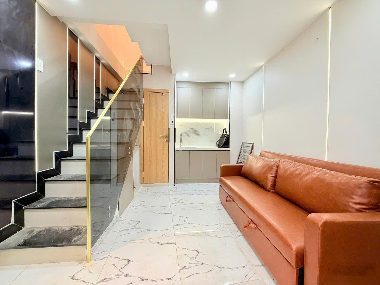 Xuất cảnh bán gấp - Bán nhà Trần Hưng Đạo 13m² 4 tầng - 4.28 tỷ