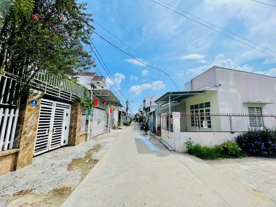 Chủ bán rẻ lô đất mặt tiền đường Thượng Mốc, Vĩnh Thạnh, phường Tây Nha Trang, giá 2.39 tỷ