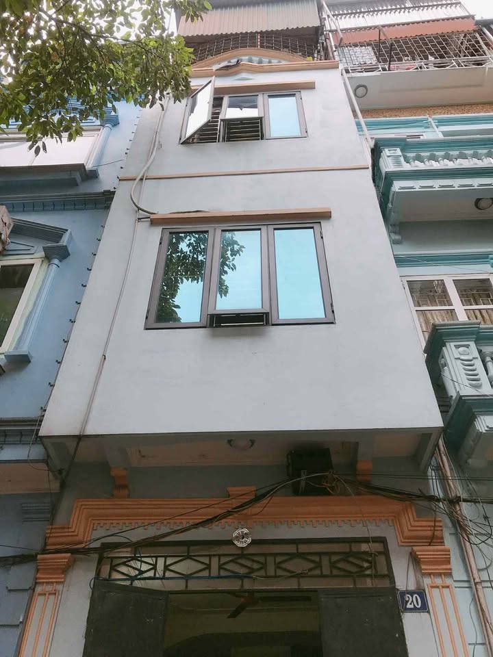 Bán nhà 4 tầng Kim Giang, sổ đỏ chính chủ, vào ở ngay, cực kỳ hiếm