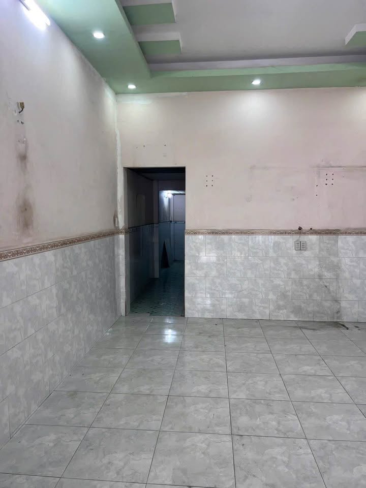 Bán nhà hẻm ô tô 6m đường Đoàn Thị Kia, Dĩ An, sau chợ Đoàn Thị Kia