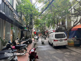 Bán mảnh đất tại Kim Mã, 55m2, mặt tiền rộng 5.2m, giá chào 9.3 tỷ