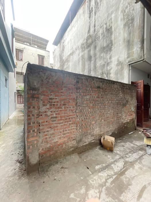 Bán đất Phú Diễn 30m2, mặt tiền 3.7m, chỉ 5 tỷ, cơ hội xây nhà đẹp