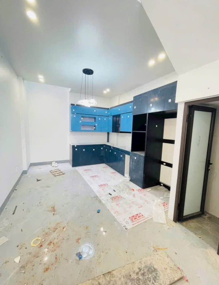 Bán nhà 3 tầng Tiền Phong, diện tích 50m², ngõ ô tô 7 chỗ vào tận nơi