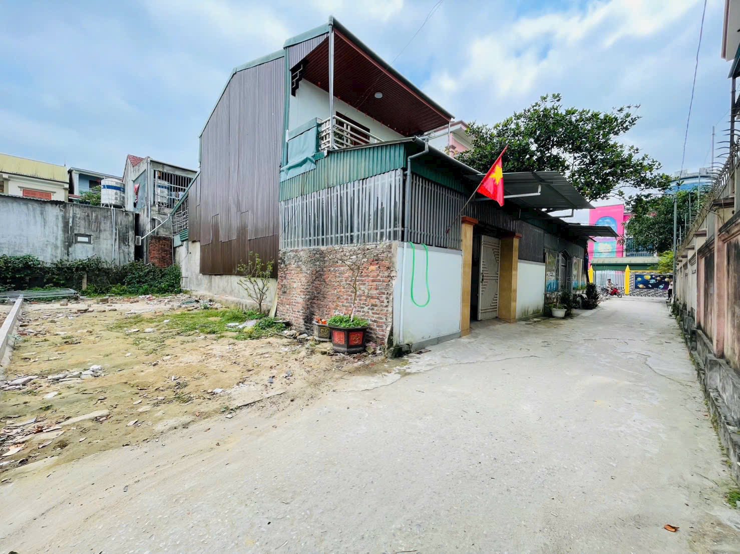 Bán đất hiếm sát chợ Đông Vĩnh, lối hai Nguyễn Trường Tộ, giá 3.5 tỷ