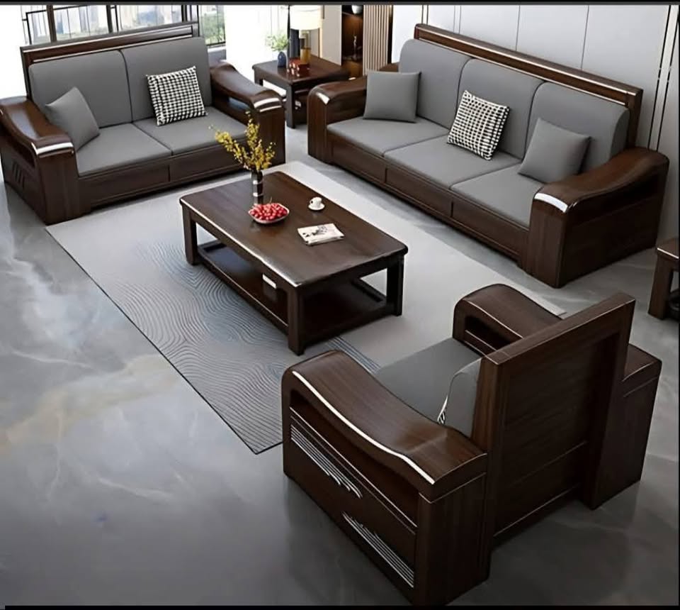 Bán nhà 3 tầng tại đường Triệu Quang Phục, phường Đông Phong, thành phố Lai Châu cũ, ngay chợ đầu mối