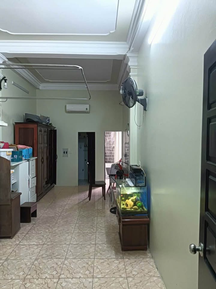 Bán nhà 3 tầng phường Điện Biên, diện tích 60m2, mặt tiền 4m