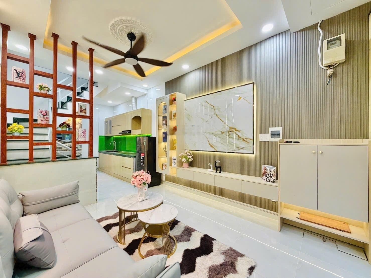 Bán nhà nhỏ - quang trung - gò vấp - 2 tầng - 2pn - full nội thất - 3,9 tỷ