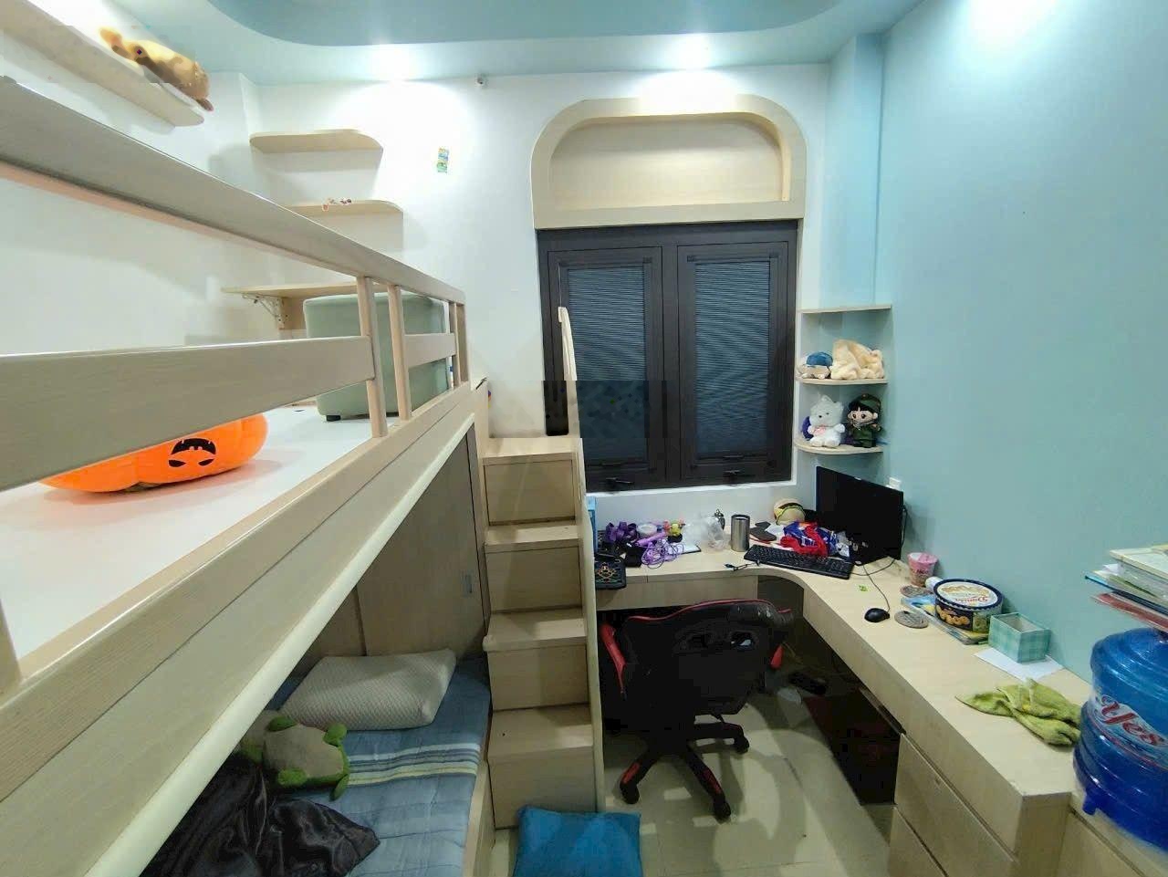 Giảm mạnh hơn 1 tỷ nhà 4 tầng Q11 chỉ 4.2 tỷ chốt ngay kẻo mất