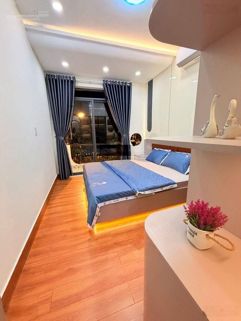 Bán nhà riêng tại HXH Hoàng Bật Đạt-P15 TÂN BÌNH