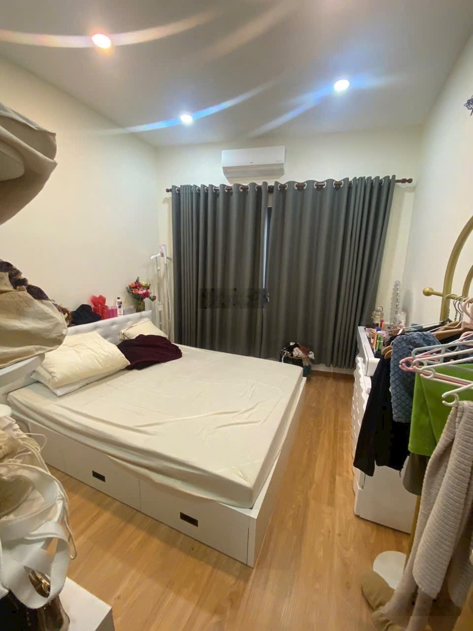 Bán nhà 54/19 Trần Quang Khải giá 7 tỷ 8 . Diện tích 3,5x14m . Nhà đẹp