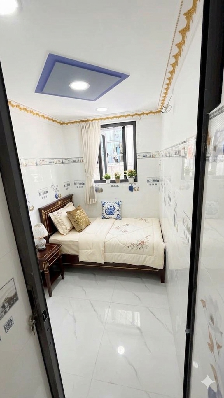 Hơn 1.9 tỷ có nhà mới 3 tầng q3 gần clb lan anh