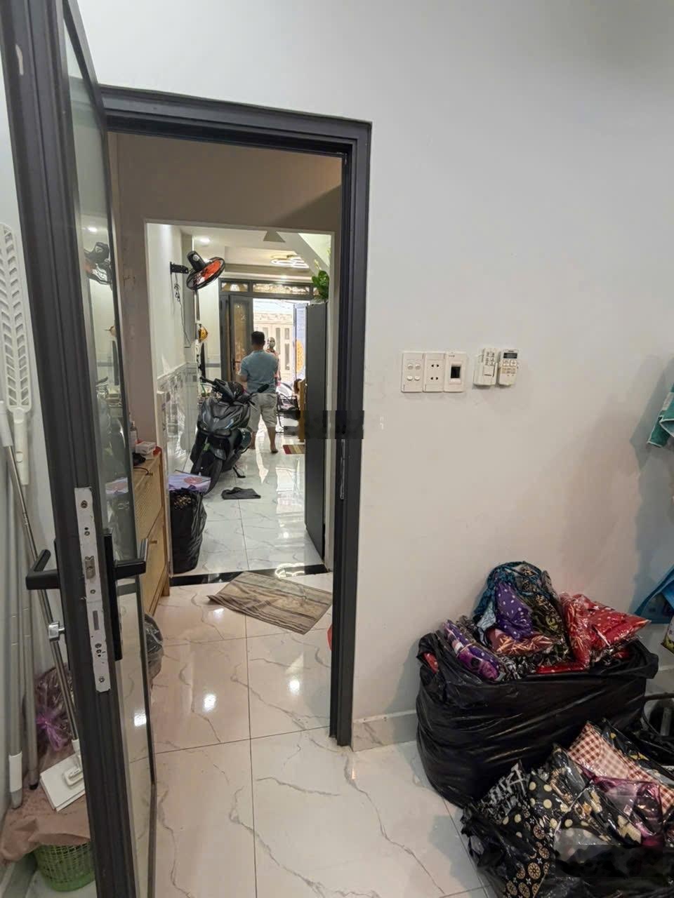 Bán nhà 3PN - gần MT đường - 3.5x12m - quận 7