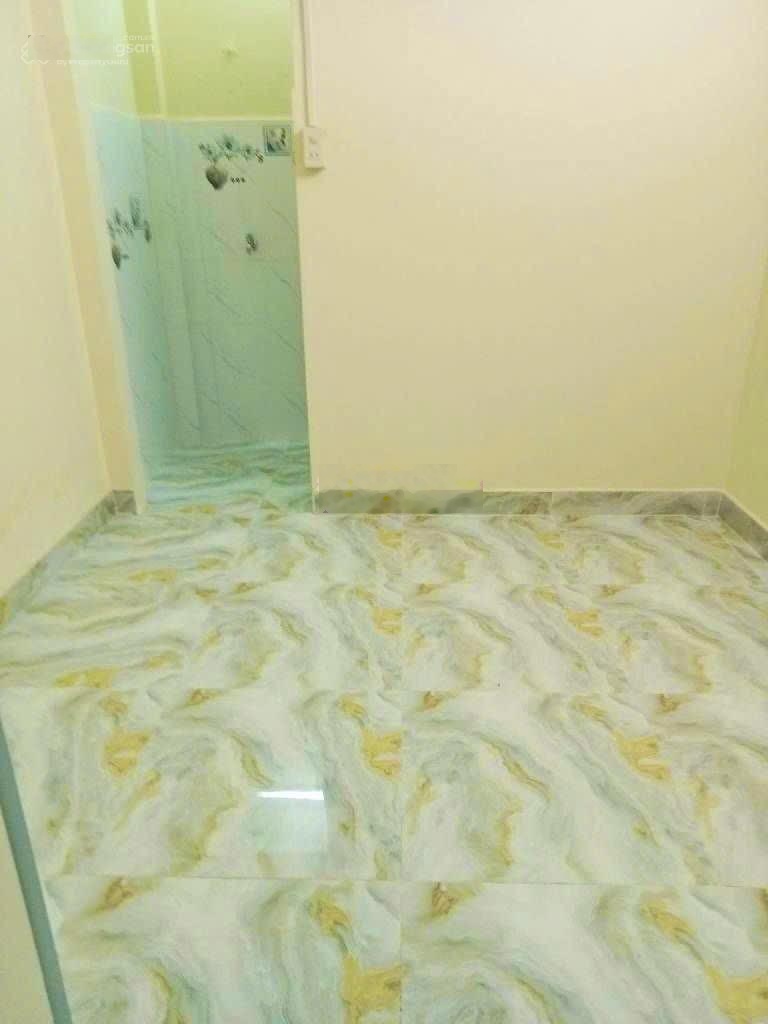 3,3 tỷ KHU VIP PHÚ NHUẬN - 4 TẦNG 1 trệt 3 lầu gồm 4pn 2wc. Nhà mới đẹp ở ngay.