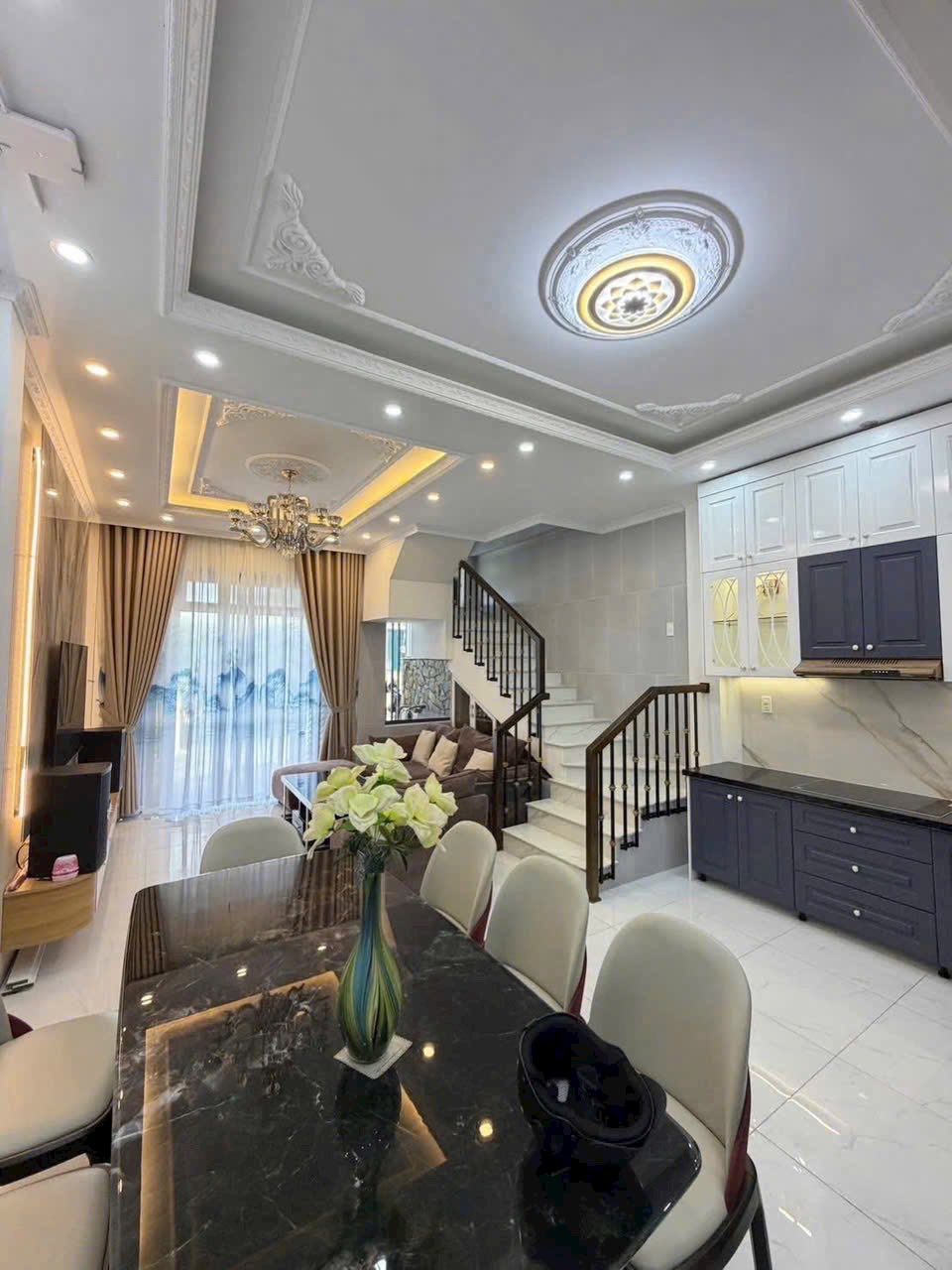 Bán nhà riêng thành phố Nha Trang, tỉnh Khánh Hòa, giá 7,3 tỷ