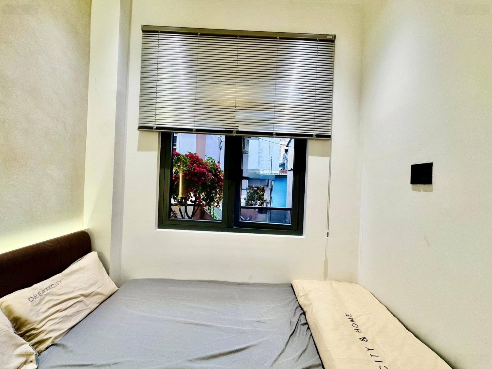 Bán gấp nhà hẻm oto Nguyễn Hữu Cầu-TĐ-Q1, gần chợ Tân Định.4tỷ600tr/ 79,5m2,cho thê 30 triệu