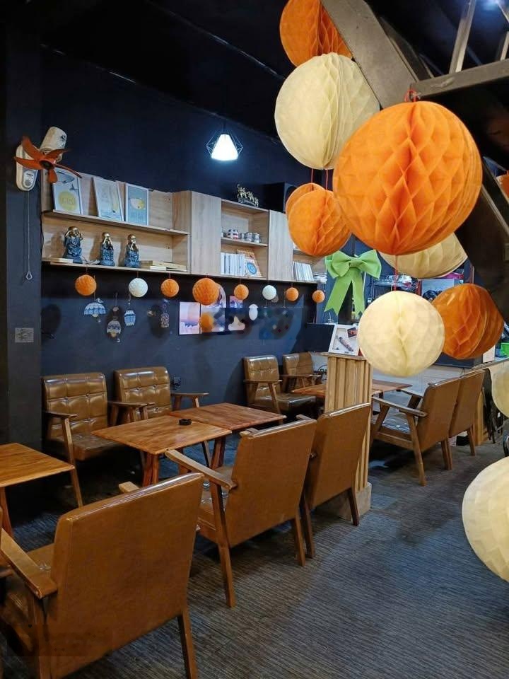 Bán gấp nhà Mặt Tiền Nguyễn Hữu Trí giá 860 triệu 8x25m 1 lầu cho thuê 35 triệu/tháng