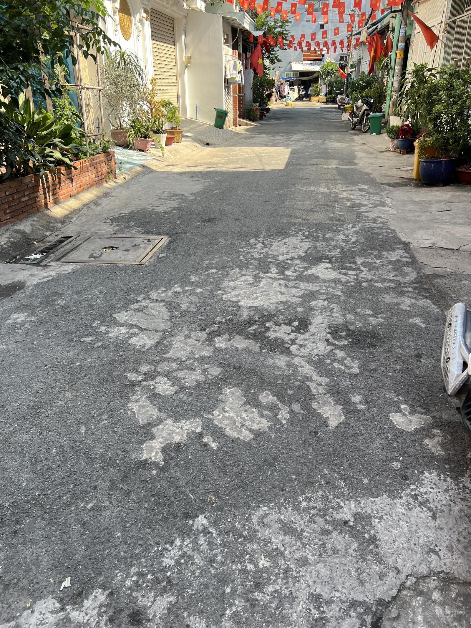 Nhà Mới 2Tầng BTCT Trần Văn Quang khu Nhà Lầu , Gần CHỢ