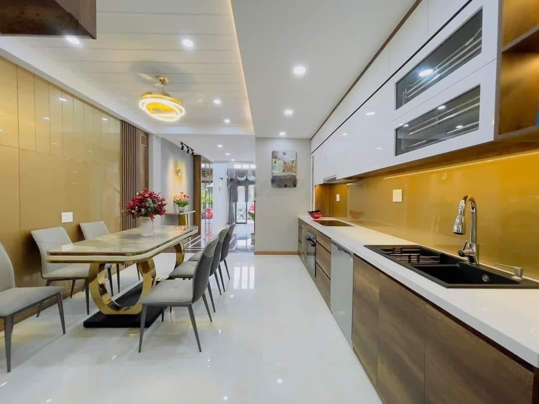 Bán gấp Nhà 1 Lầu 6x20 ngay Chợ Bờ ngựa - Hưng Nhơn , Giá 760 triệu , Đang cho thuê 22 triệu.tháng