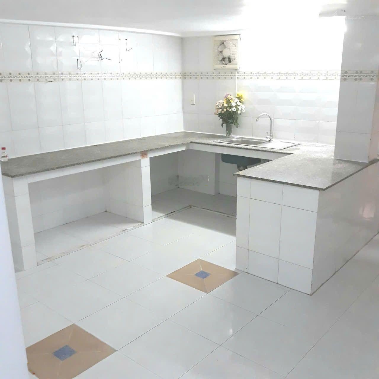 Bán nhà 264/14 Trần Hưng Đạo, 6 tỷ, 82m2, Cô Giang Q1, TP. HCM chỉ với hot