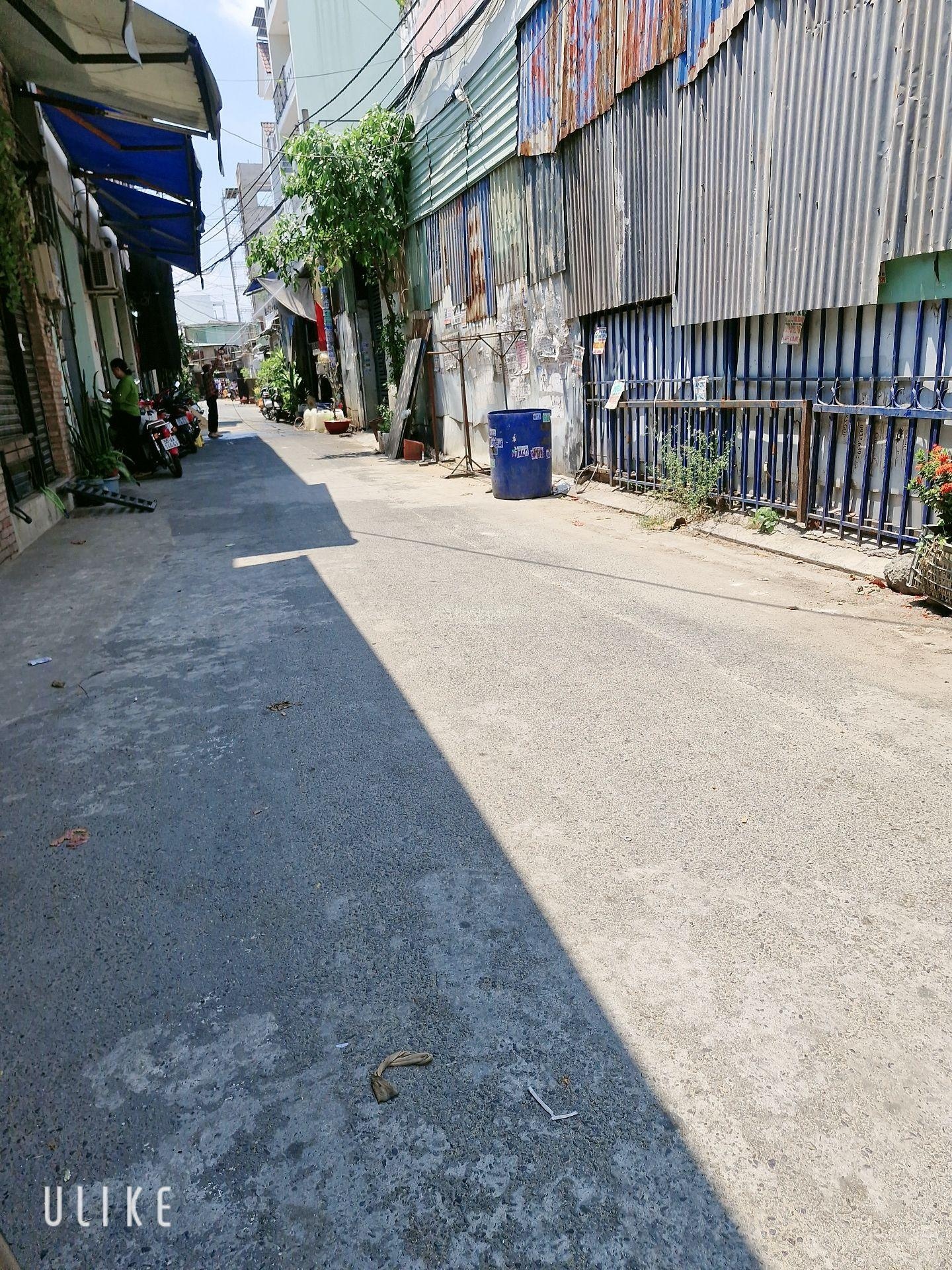 Nhà 2 mặt tiền trung Tâm Quận 11 đường Lạc Long Quân. Giá cực tốt 5. x tỷ