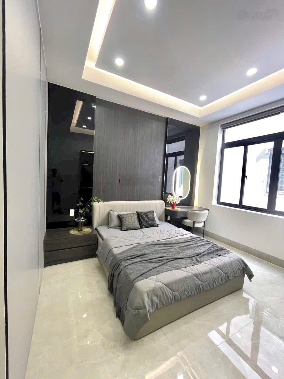 Cô chú bán nhà Triệu Quang Phục -Quận 5 giá 3tỷ620/72m2. Cho thuê 25 tr/ tháng.