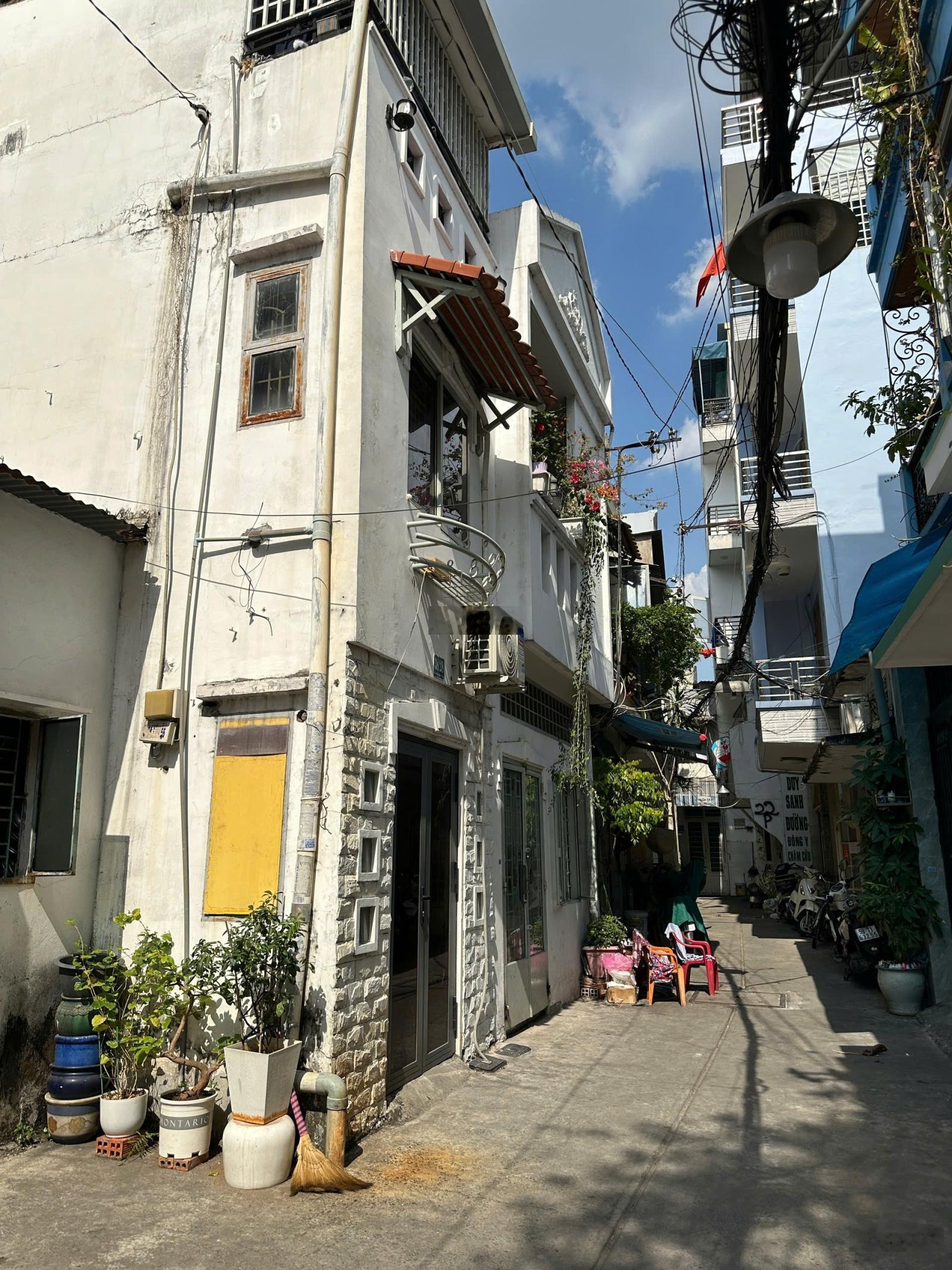 Khu sang! hẻm xe hơi Trần Khắc Chân, Quận 1 (6x8m) - 2 tầng - giá 10 tỷ còn thương lượng. Gọi ngay!