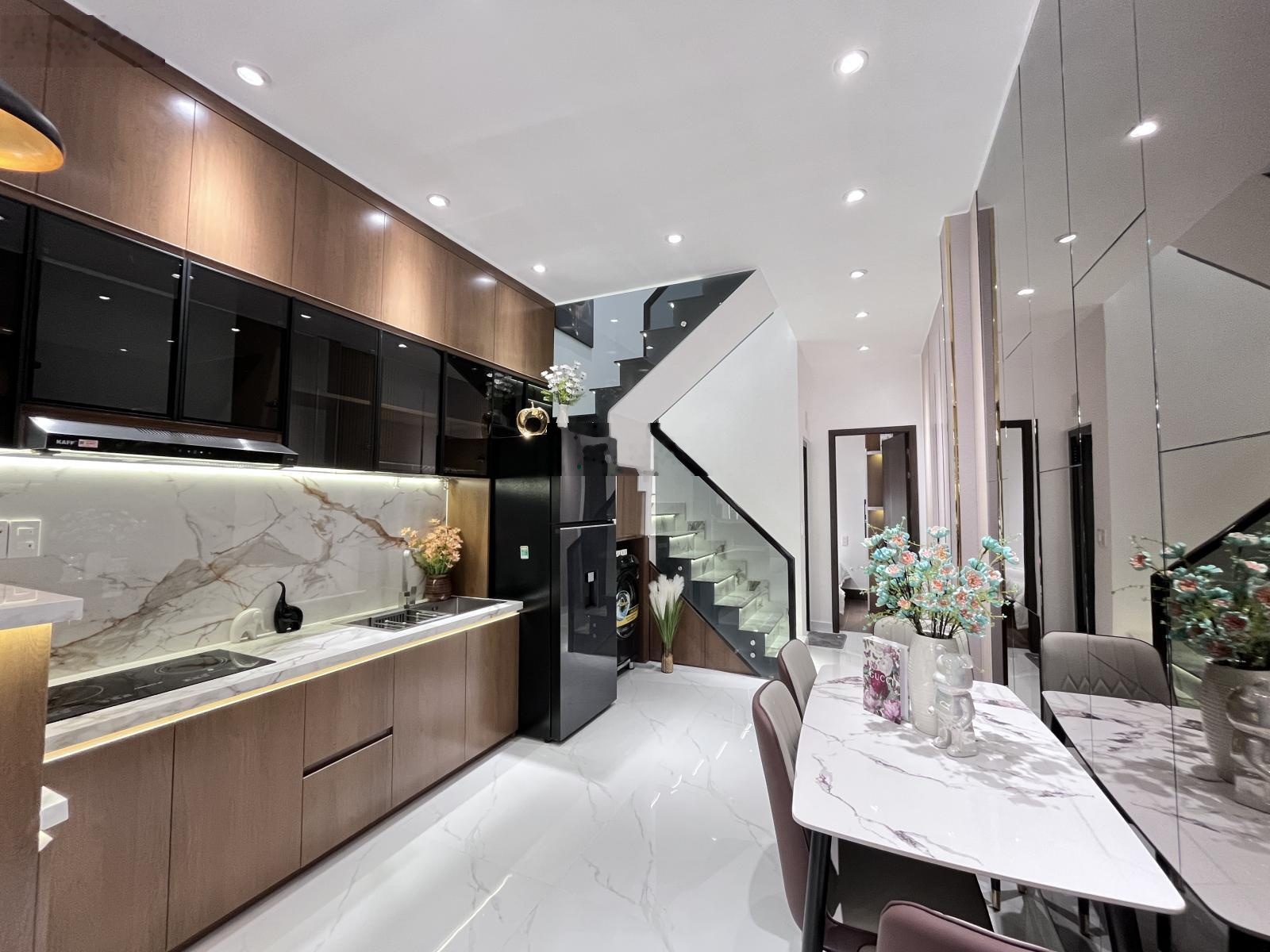 5.88tỷ - nhà xây mới phường 15 tân bình - 4 phòng ngủ - hẻm xe hơi - full nội thất