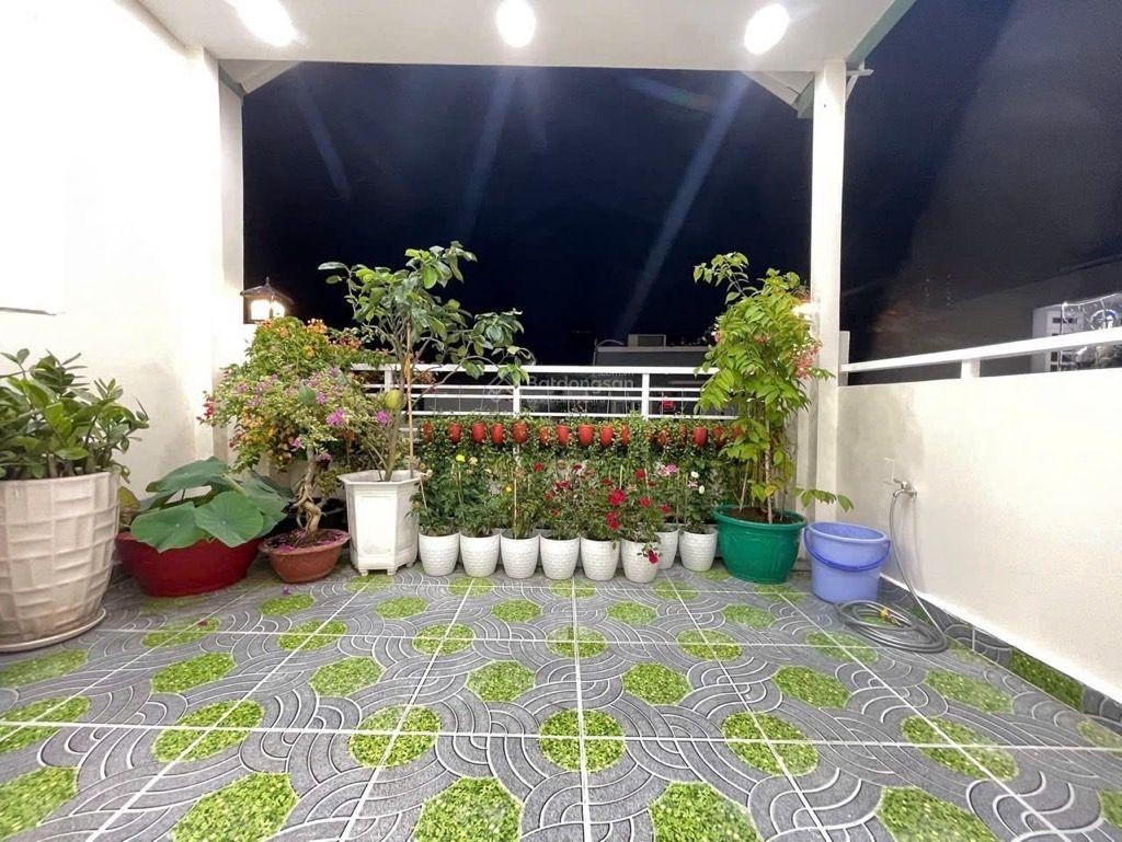 HƠN 4 TỶ- HẺM XE HƠI -5 TẦNG BTCT 3PN-KHU BÀU CÁT- TÂN BÌNH 3PN 4WC Sân thượng chill cực đẹp