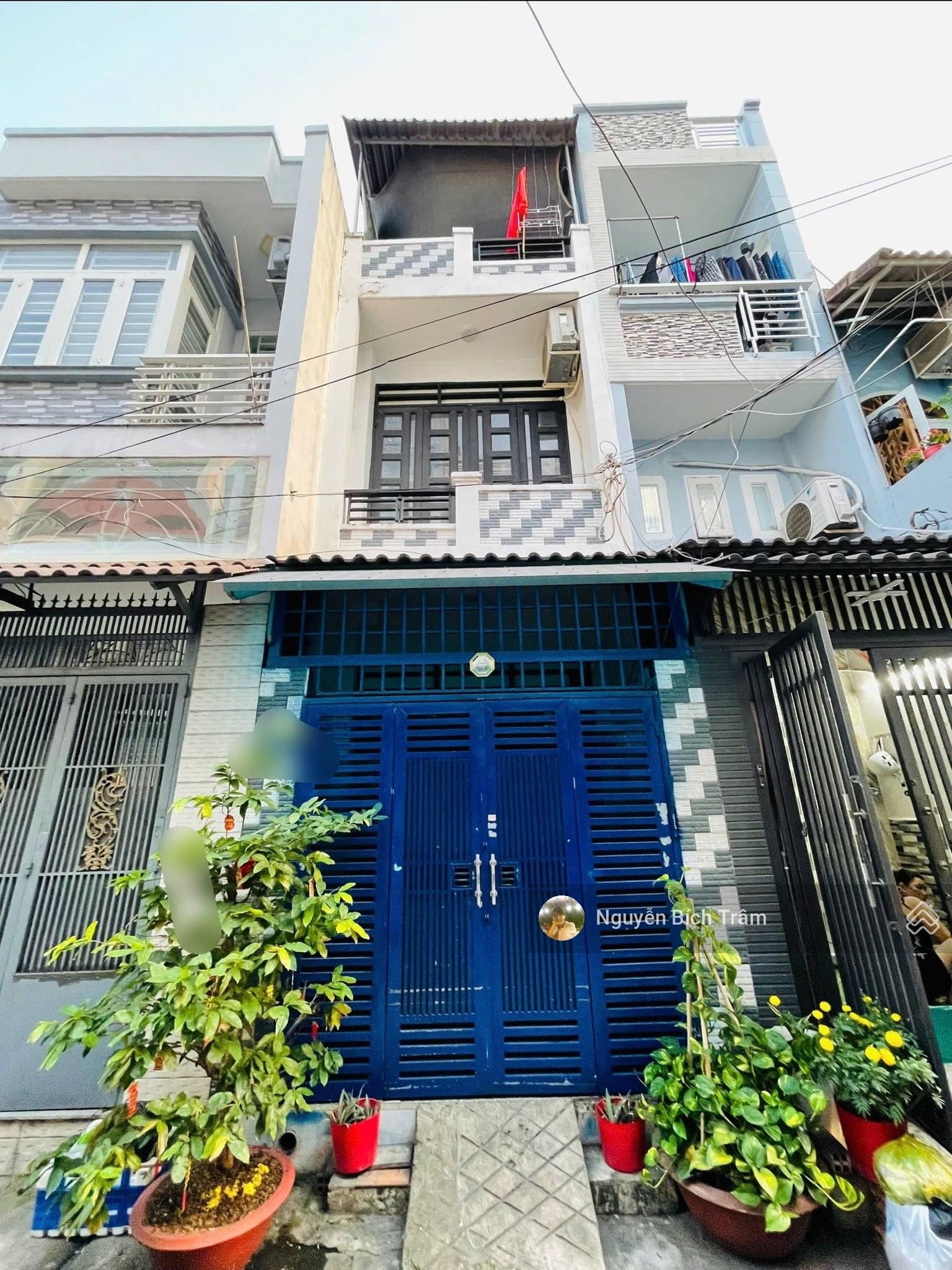 Siêu phẩm lạc long quân - hẻm 1/_ 6m thông - 5 tầng đúc - khu dân cư lâu năm. hơn 5 tỷ