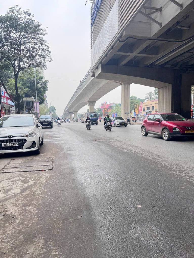 Nhà mặt phố Hồ Tùng Mậu 70m2, 6 tầng thang máy, kinh doanh đỉnh cao