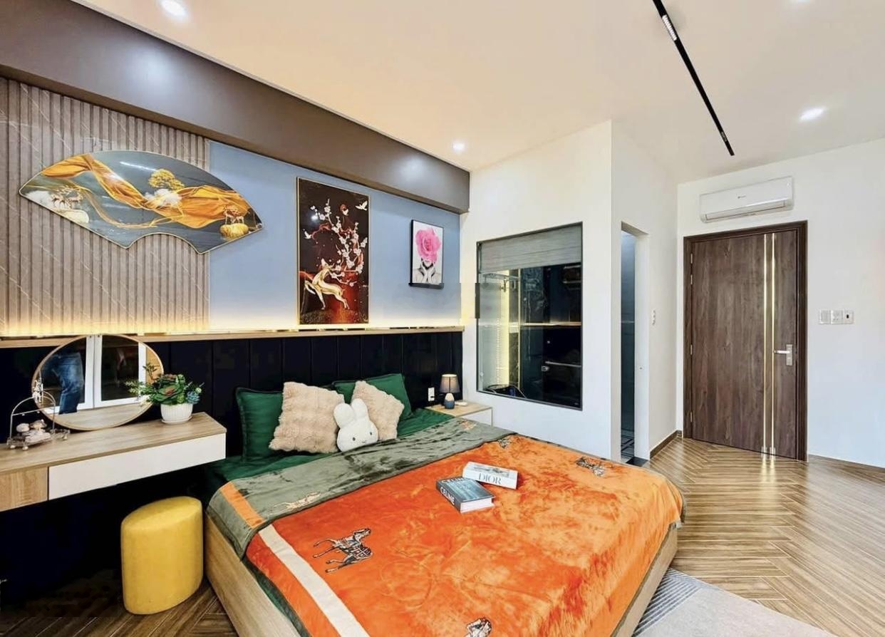 Bán nhanh căn nhà ngay Chợ Thiếc - đường Phó Cơ Điều - quận 11 - giá: 4,15tỷ/72m2 - HĐ thuê 22tr/th