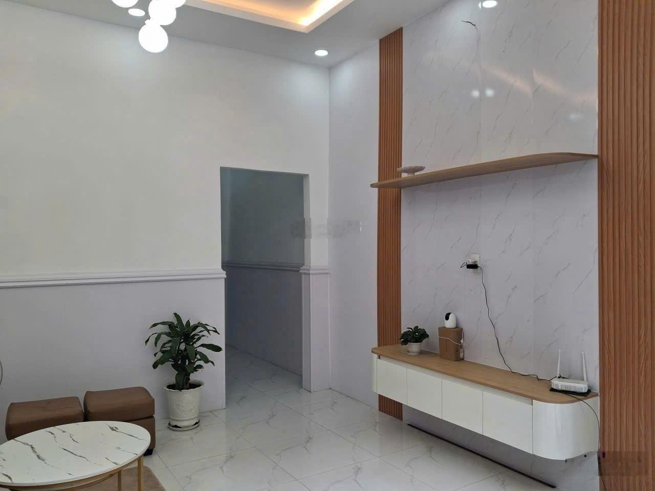 Bán nhà Quận 8 hẻm 1/ phường 16 Quận 8 SHR, trả trước 400tr nhận nhà ngay trong tuần