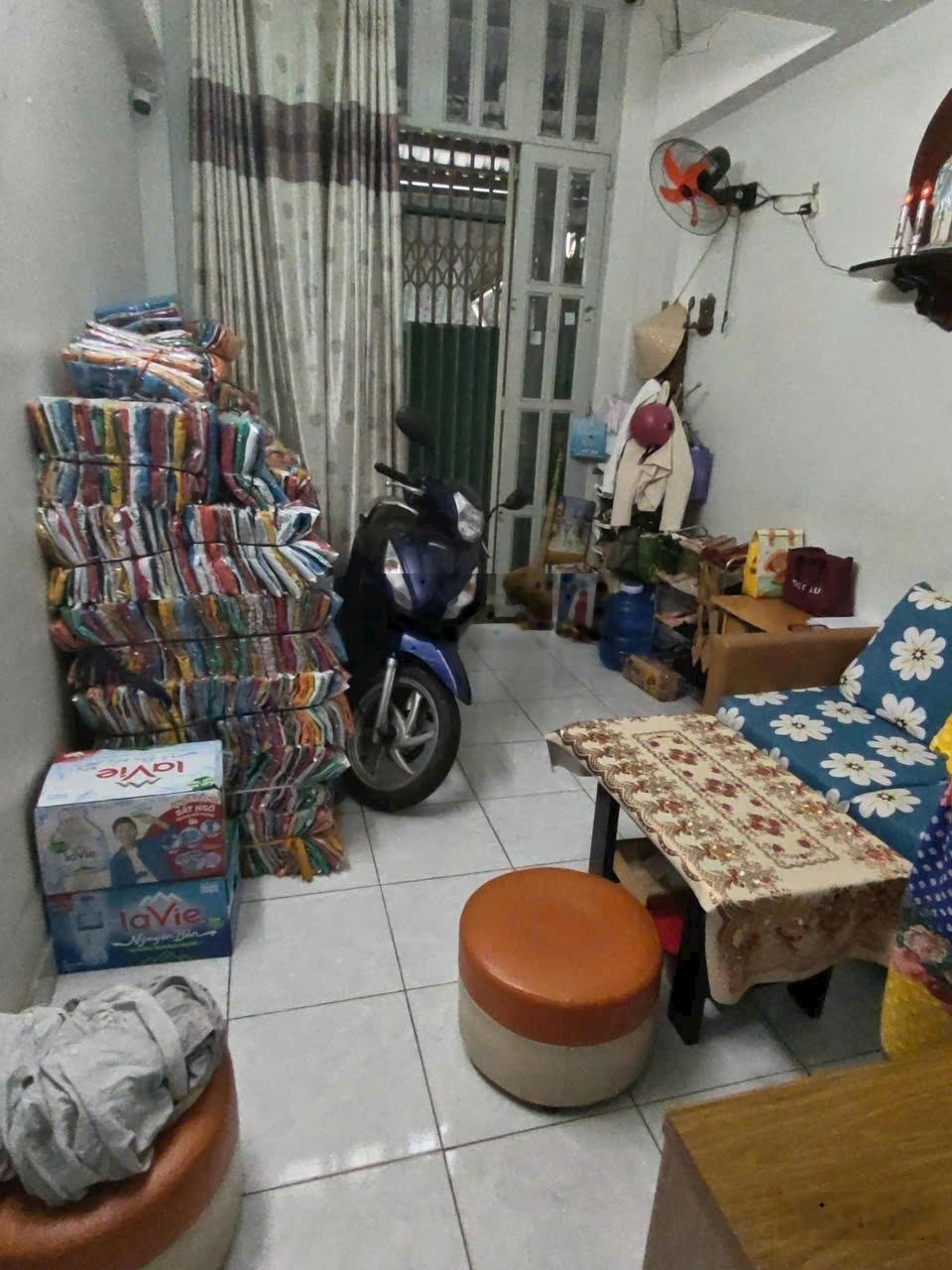 Lạc Long Quân 30 M2 5 Tầng 3 X 12 Giá 5.7 tỷ TL Phường 11 Tân Bình