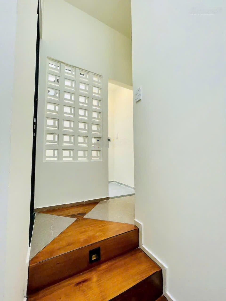 Nhà hẻm Trần Quang Diệu P.14 Phú Nhuận. Giá: 2,9 tỷ. DT: 54m2. 2Tầng. 3PN 3WC. Sổ Hồng Riêng