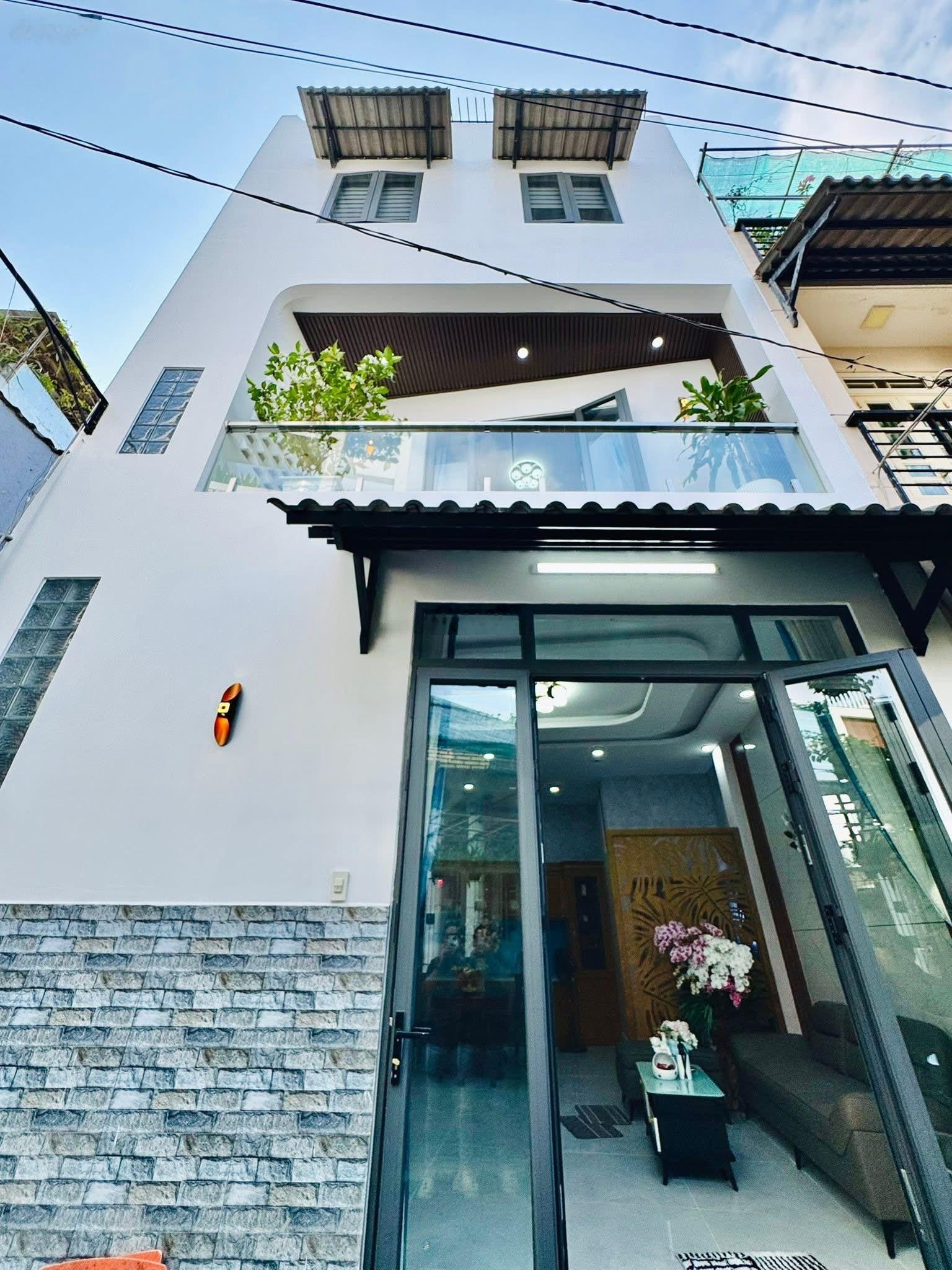 Giảm ngay 300tr khi mua | huỳnh văn nghệ, p.15, tân bình | giá 3 tỷ 160(tl), dt 74,6 m2, có sổ hồng