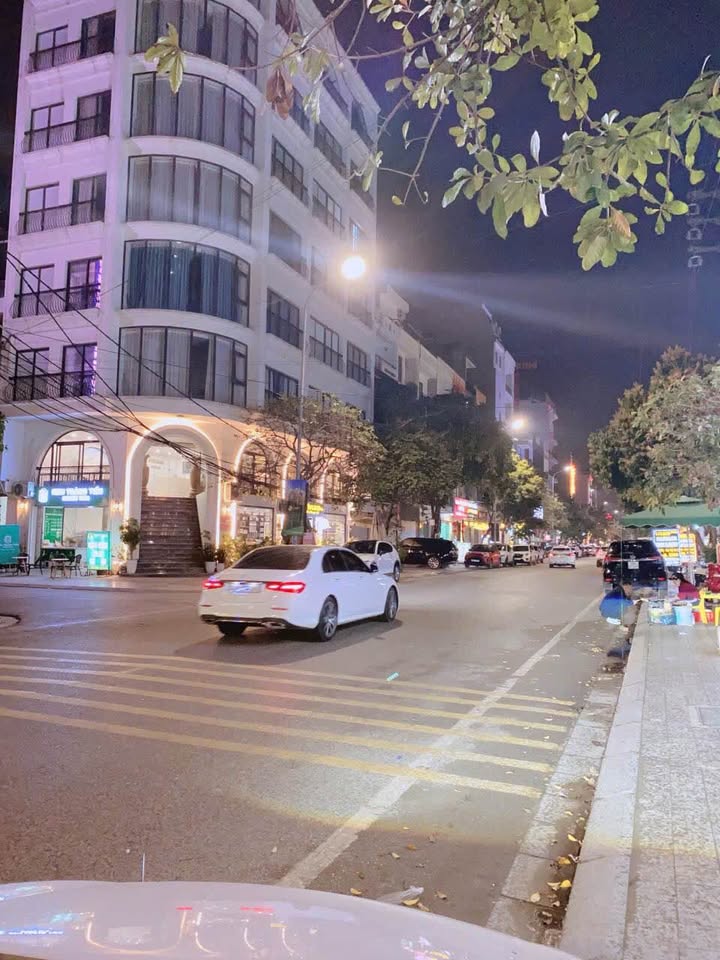 Bán nhà riêng thành phố Bắc Ninh, tỉnh Bắc Ninh, giá 22 tỷ