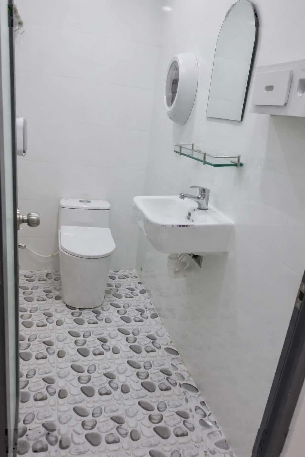 Sốc! 2.45 tỷ có nhà riêng ngay trung tâm Quận 3 nhà mới xinh, 2 tầng, dọn vào ở ngay