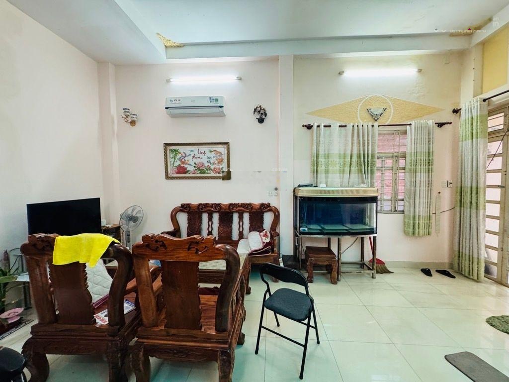 Bán nhà tp hcm, tân bình, nguyễn bá tòng, 40m2, 2 tầng, hẻm ô tô. giá 5.5 tỷ
