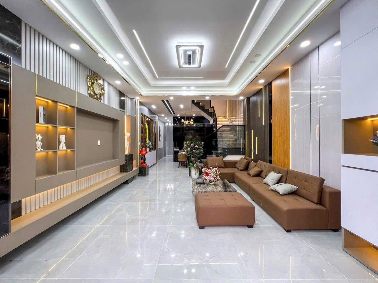 Bán gấp nhà 1 lầu 5x20 Ngay Chợ Phú Lợi - Phạm Thế Hiển Q8. Giá 780 triệu, đang cho thuê 21tr/tháng