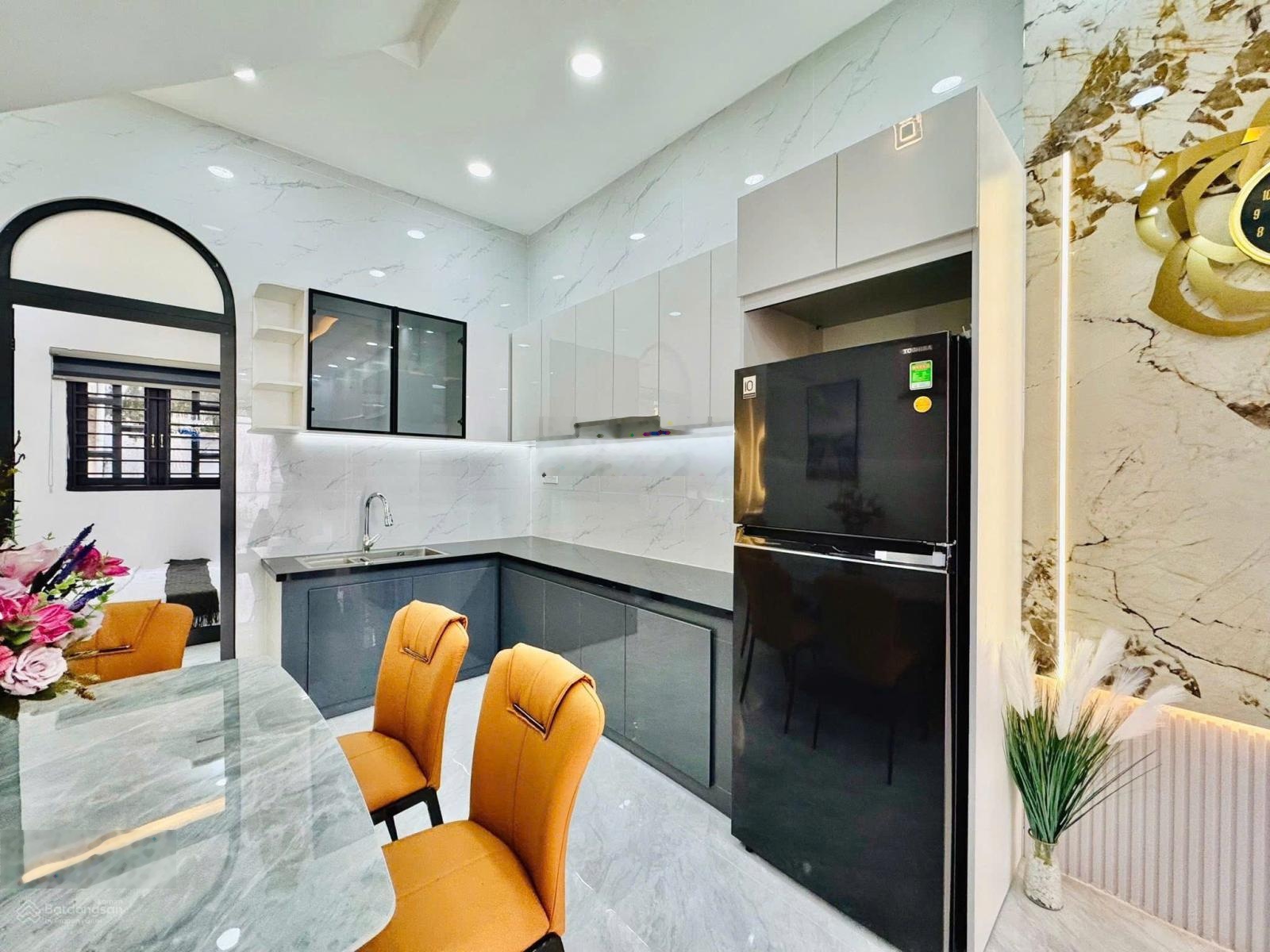 Bán nhà sẵn dòng tiền/Đường Ngô Thị Thu MInh, Phường 2, Tân Bình/DT 52,6m²/Giá 3 Tỷ 280/SHR