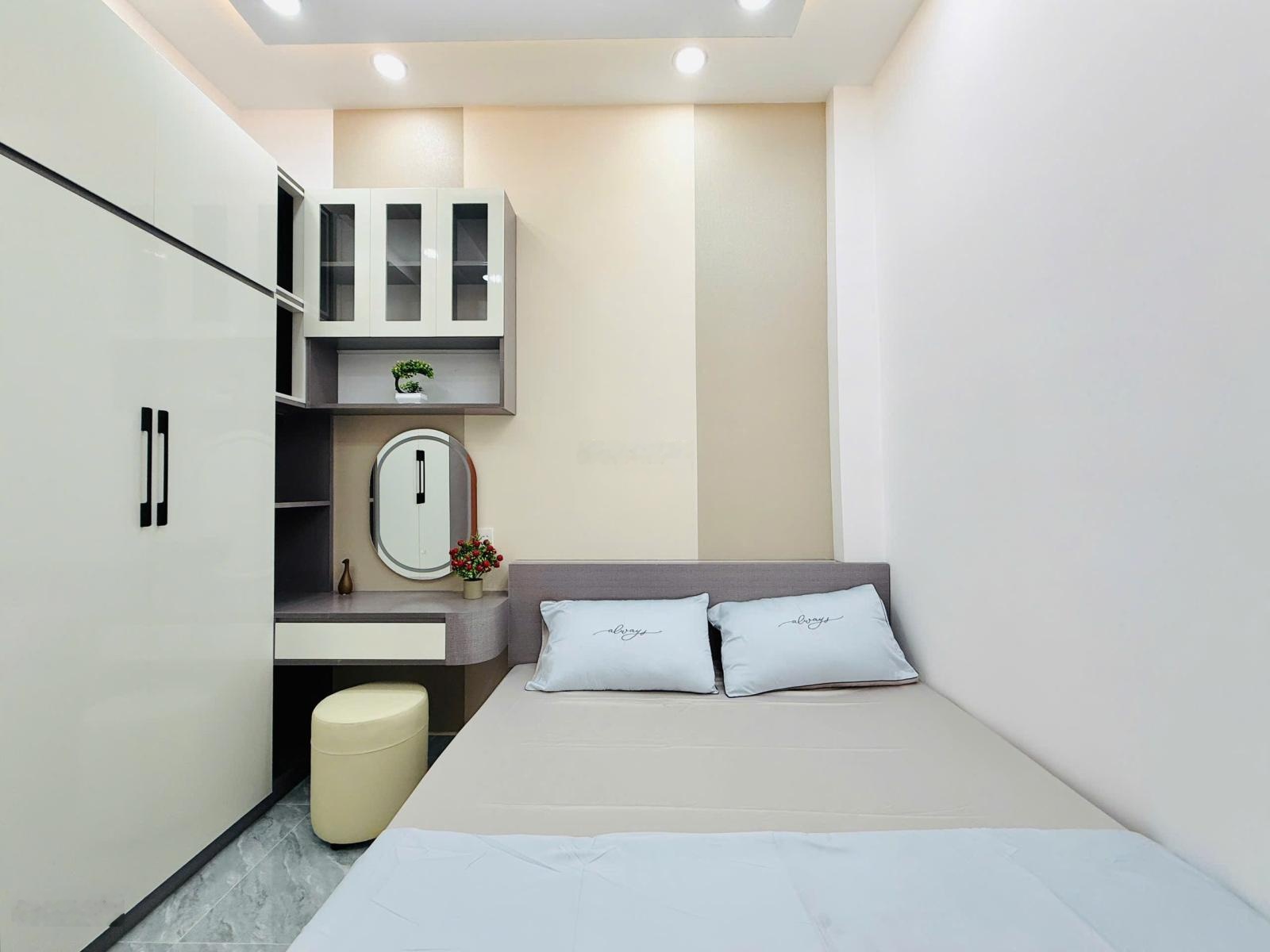 Xuất cảnh bán gấp - Bán nhà Trần Thánh Tông 27m² 2 tầng - 4.45 tỷ